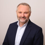 Leistner.jpg Leistner.jpg