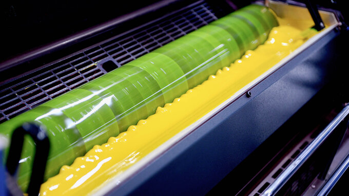 Offsetdruck-Farbwanne-Gelb-001.jpg