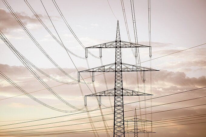 Strom_Bild_von_Iloa_auf_pixabay_com.jpg